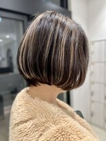 ヴィサージュディオ(VISAGE dio)&nbsp;大人可愛い　立体ハイライト入り丸みボブ