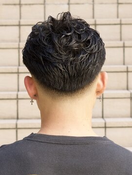 ザバーバー 渋谷(THE BARBER) ローフェード×パーマ