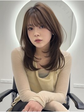 ジュイル シブヤ(JEWIL SHIBUYA) セミロングレイヤースタイル