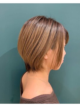 ラピスタ 池袋(Lapista) 韓国ヘアハッシュカットダブルハイライトカラー【Lapista池袋】