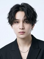 エイド 本店(aid)&nbsp;波巻きスパイラルカルマヘア無造作センターパート毛流れヘア