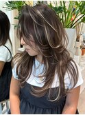 164. ミルクティーブロンド/ワンホンレイヤーカット