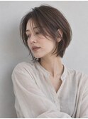 乾かすだけでもまとまりやすい大人ショートボブ