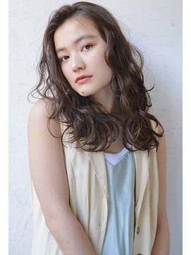 ロイジー(roijir) roijirイルミナインナーカラーxスパイラルxセンシュアルショート