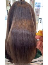 ブリーチ毛でもOK♪感動ストレートで髪の潤いとツヤが復活☆諦める前にLieu plieにお越しください!!