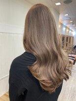 ナンバー アンフィール 渋谷(N° anfeel)&nbsp;【AKARI】@akari_anwn 外国人風ハイライト×ミルクブラウン