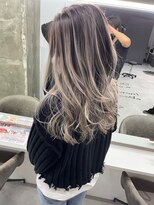 キング 梅田(K!ng)&nbsp;【梅田】バレイヤージュホワイトバレイヤージュホワイトカラー