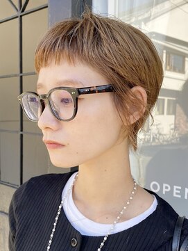 カムジーヘッドカミノウラ(COMEGHEAD KAMINOURA) ベリーショートオン眉ミルクティーべジュダブルカラー