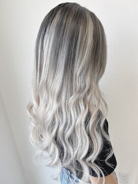 リ アムール(Re:AMOUR) グレーカラー+シールエクステ