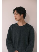 フェイヴィーズ(FavyS)&nbsp;センターパートのメンズパーマ 大阪美容室