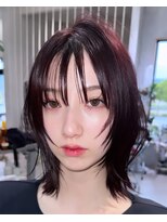 ウニュ(uninu)&nbsp;顔まわりレイヤーカット