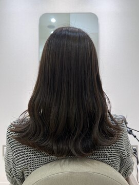 トッカ 船橋南口店(tocca) くすみブラウン