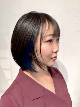 ウォーターリリー(Water Lily) 【ネイビーブルーインナーカラー】ショートボブ