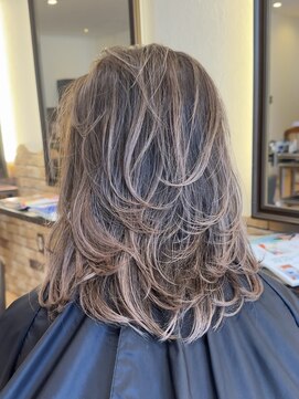 ヘアールーチェ(Hair Luce) レイヤーバレイヤージュ