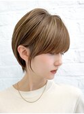 韓国風巻き　小顔ショート　ハンサムショート