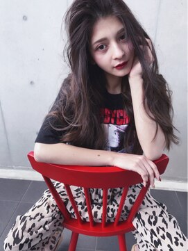 シェリ(che'rie) ハイライトカラーミルクティーベージュケアブリーチダブルカラー