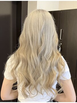 リア 近鉄八尾店(Lia) Wカラー☆