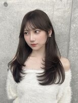 フォンズ(FONS)&nbsp;透明感グレージュカラー/ロングレイヤーワンカール/顔周りカット