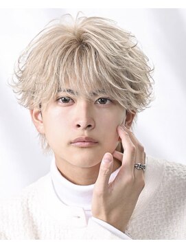 アストラ(ASTRA) MEN’S HAIR/波巻きツイストスパイラル/リバースセンターパート