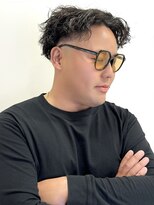 ファーレンピュアスウィート(fahren-pure-suite)&nbsp;スキンフェードツイストパーマ