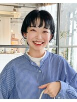 オトソーデン(Oto-soden)&nbsp;丸みのあるマッシュショートに、ニュアンス