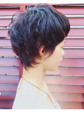 ロイ プラスアティック(roi ＋attic) 谷町6丁目美容室◇異空間美容室roi◆