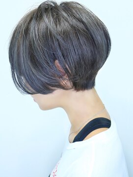 ラウンジ モリオ イケブクロ(Lounge MORIO Ikebukuro) 【morio池袋】2018年秋冬流行る髪型大人可愛い前下がりショート