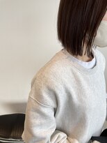 ルーミー(ROOMY)&nbsp;ぱっつりボブ［切りっぱなし］