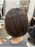 クールなアッシュミニボブ