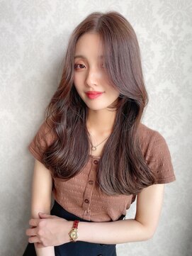 ハピネス 梅田茶屋町店(HAPPINESS) レイヤーロング　センターパート　ブリーチなし　ことりベージュ