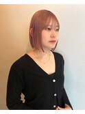 ペールピンクカラーシースルーバング切りっぱなしボブ