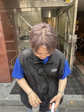 キュリオ(CURIO) ハンサムショート×ホワイトグレージュ