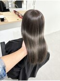 オリーブグレージュ