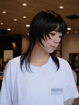 ミューズ バイ ケンジ(MUSE by KENJE) ロングウルフlayer フェイスレイヤー 平塚