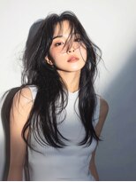 ラベストクズハ(LOVEST KUZUHA)&nbsp;ロングレイヤー/レイヤーカット/韓国風ヘア/ハッシュカット