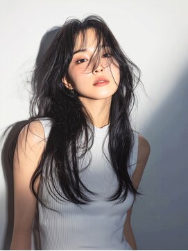 ラベストクズハ(LOVEST KUZUHA) ロングレイヤー/レイヤーカット/韓国風ヘア/ハッシュカット