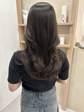 ミュゼプリュム(Musee plume) 巻いて動きが出るレイヤー×グレージュ