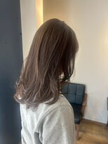 アカラ(acala)&nbsp;くすみ灰色カラー【10代20代30代/イルミナカラー/髪質改善】