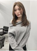 オリーブベージュ　レイヤーカット　