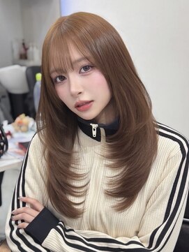 ロムーク 表参道(LOMKH) 小顔ロングレイヤーカット顔周り春ハッシュカット透明感カラー