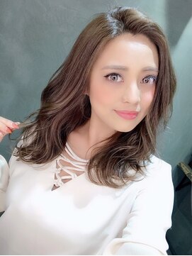 メリー(merry craftsman's factory) くびれセミディ!アッシュベージュ、アッシュブラウン merry