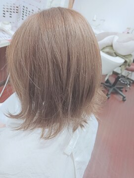 キャラ(kyara) 切りっぱなしボブ