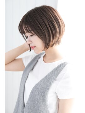 エマ ギンザ(EMMA GINZA) 丸みショートくびれショートひし形ボブ似合わせカット40代50代