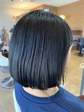 ベルポートヘア(Bellport hair) 丸みワンレンボブ