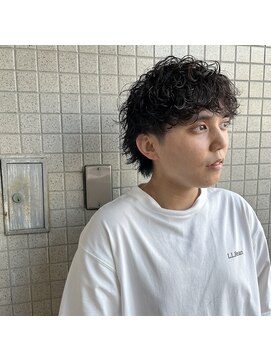 イツモノトコロ(kami to zakka) 【イツモノトコロ】襟足のある大人波巻きパーマ