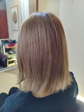トモスボーテ(TOMOS BEAUTE) 透明感UP★エドルカラー&髪質改善度HITA】カット別