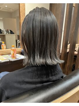 リラージュ ボーテ(Relage beaute’) タッセルボブ　ハイライトグレージュ