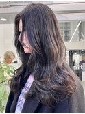 ラベンダーグレージュ顔まわりストレートロングレイヤー堀江
