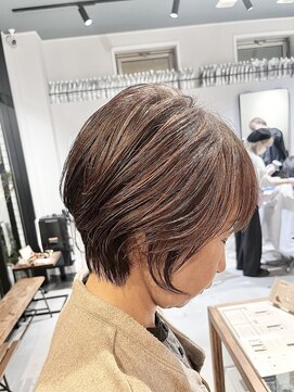 アンヒュッテ(ANHUTTE) ショートボブ