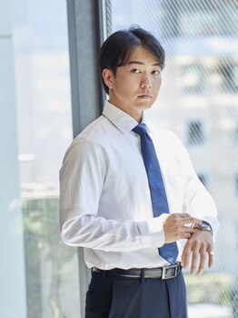 ルートバイドット 町田店(root by dot.)の写真/ヘアだけではなくひげ・眉も!プロの目線で「第一印象」を変える。[メンズ/町田/フェード/ツイストパーマ]